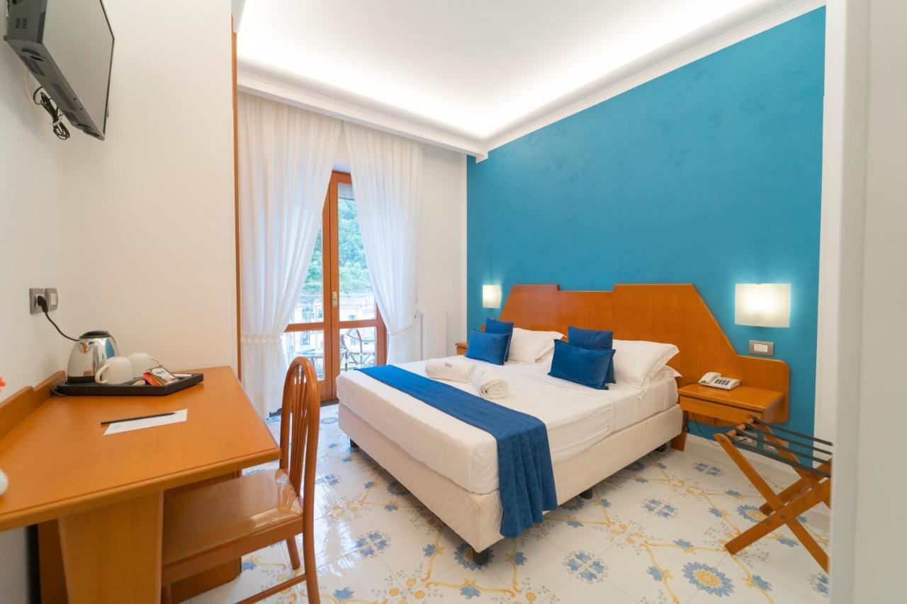 Hotel San Pietro Maiori Exterior photo