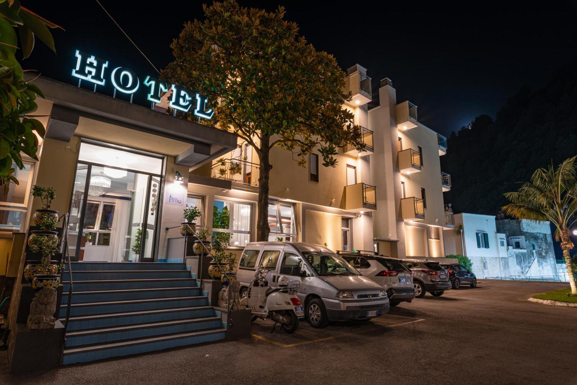 Hotel San Pietro Maiori Exterior photo