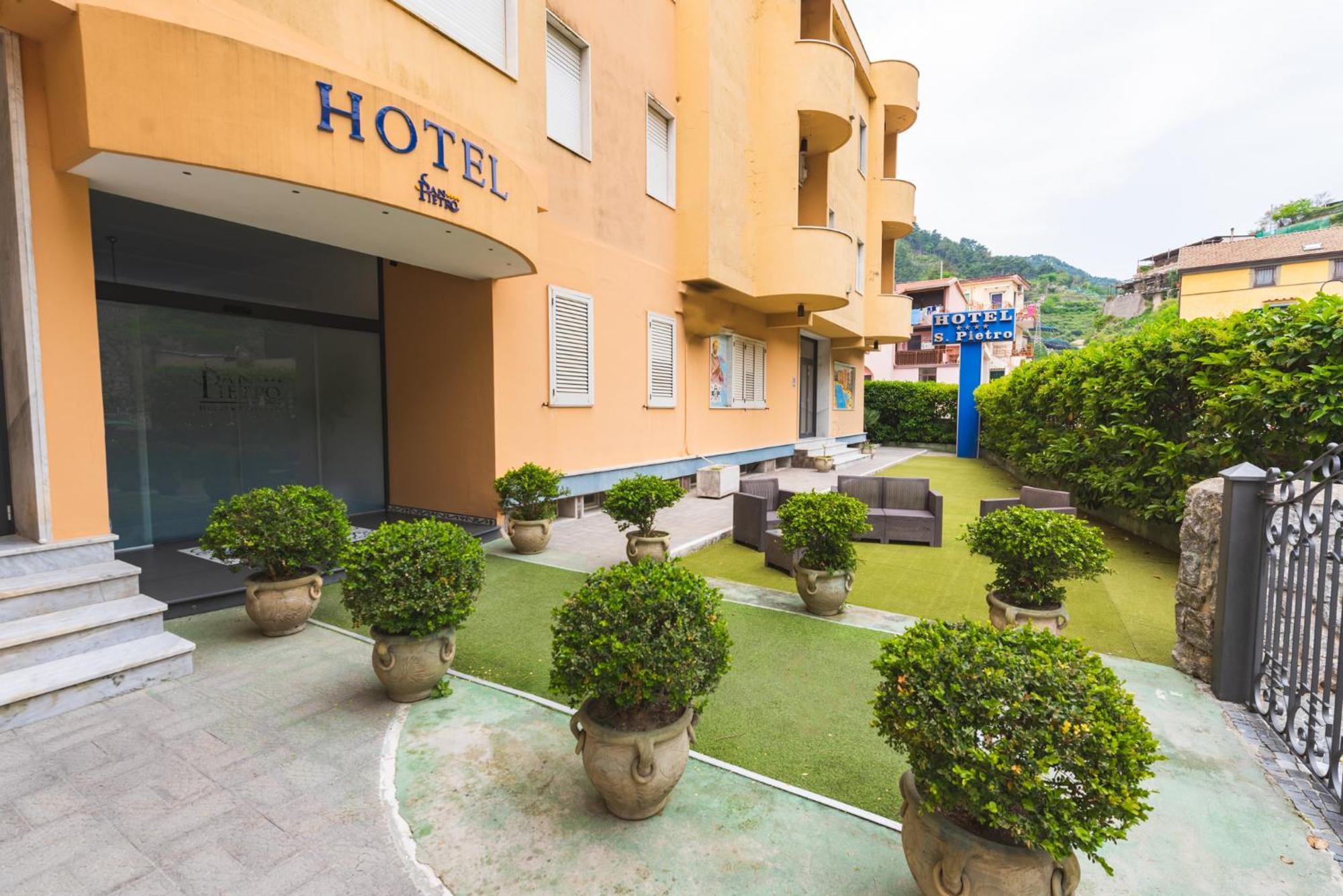 Hotel San Pietro Maiori Exterior photo