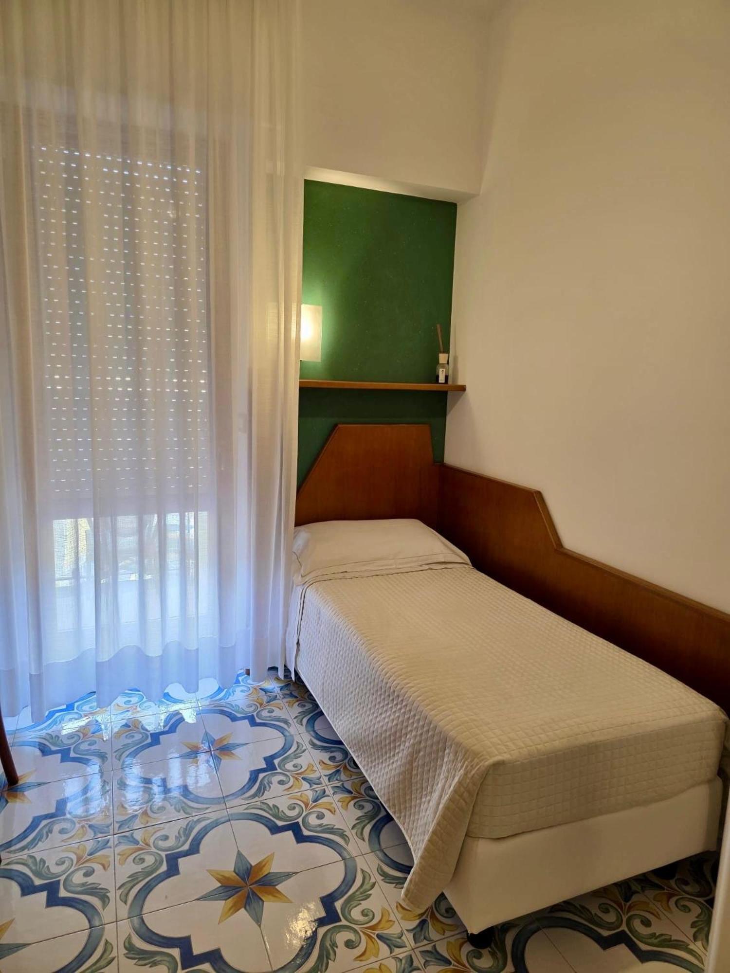 Hotel San Pietro Maiori Exterior photo